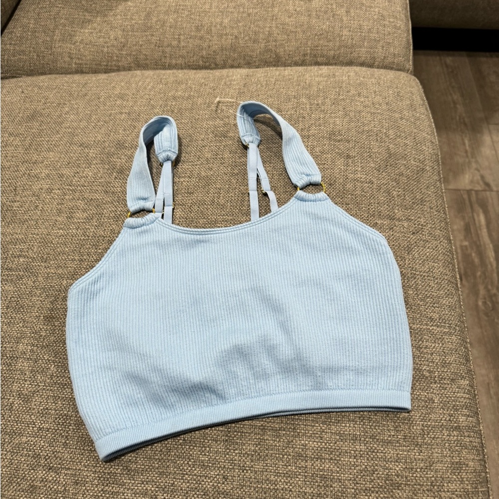 BUNDLE 2 ITEMS FOR $8✨

LAST PRICE🍒🤍 AERIE seamless ring longline bralette ✨ - Picture 10 of 10